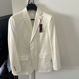 Never worn men’s white blazer